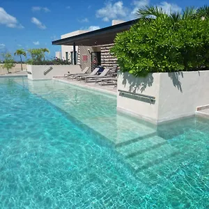 'syrena Luxury Caribbean' Heart Of - Fast Wi-fi - Sea Views Apartahotel
